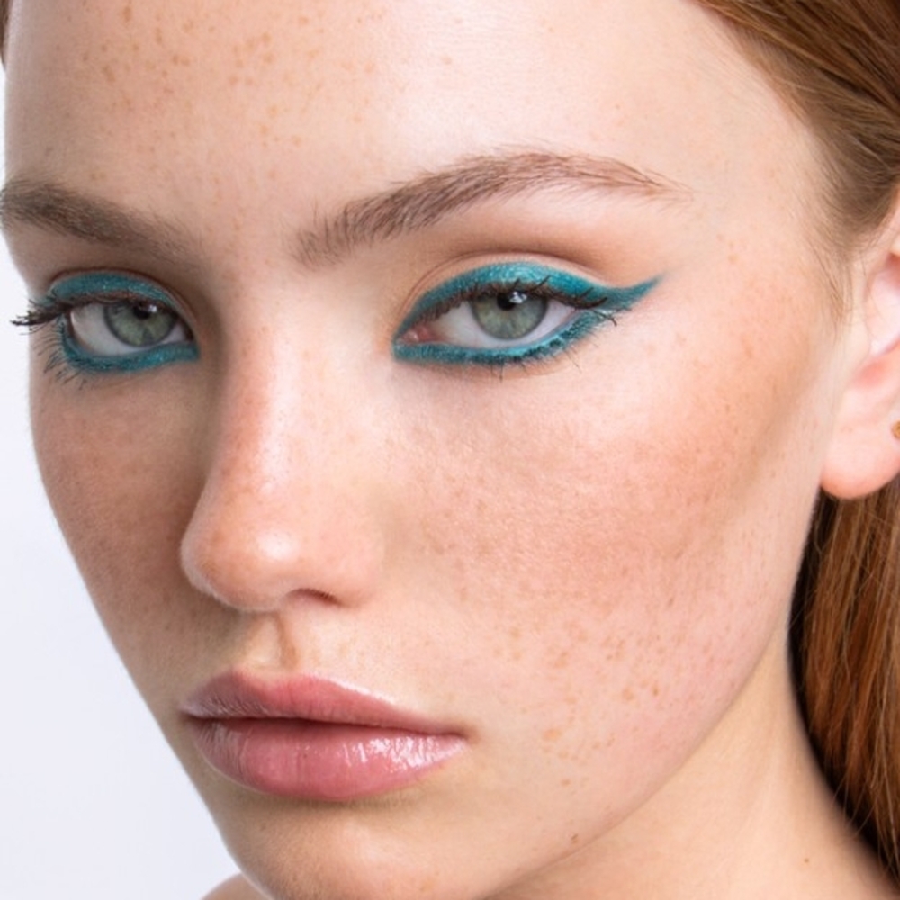 💋Pley Teal Gel Eyeliner Pencil  Vibrant Turquoise Eye Color In Cyber Fairy BNIB